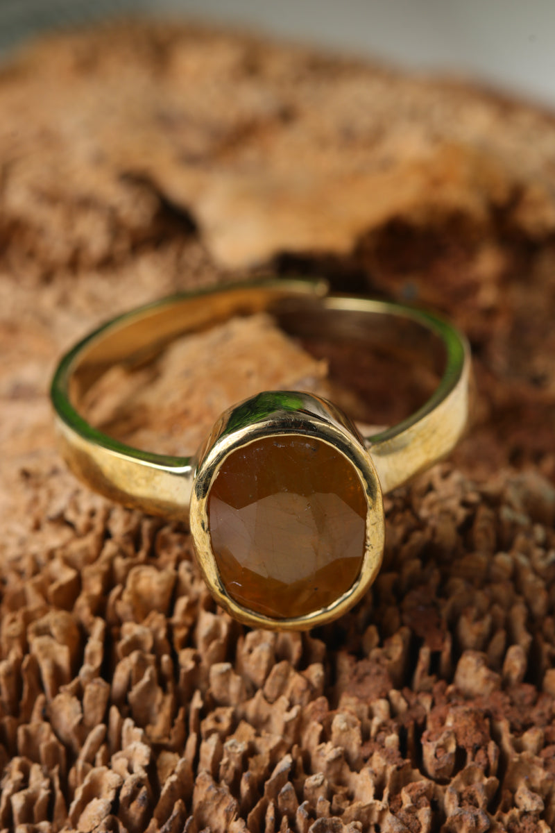 Studio Vaidik Pukhraj/ Yellow Sapphire Ring ratti